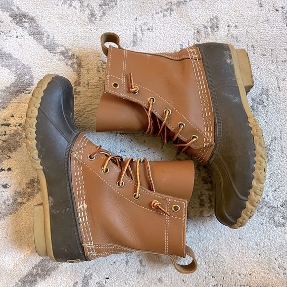 Woman’s L.L.Bean Duck Boots - Picture 6 of 7